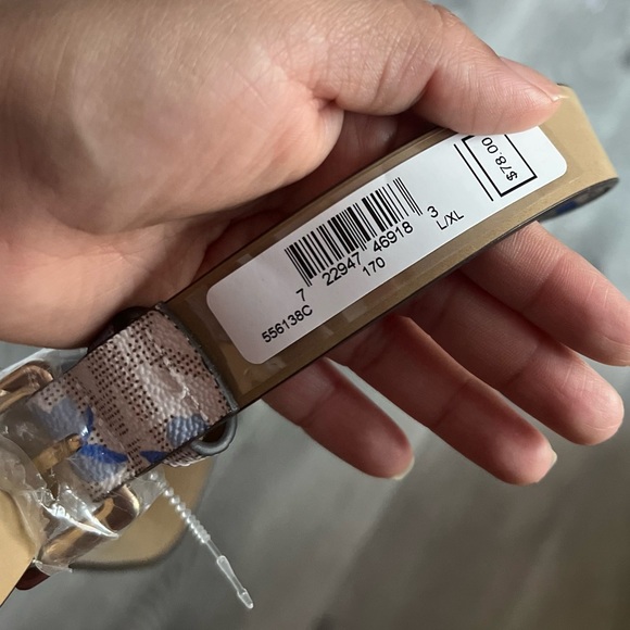 𐙚⋆˚✿˖° Michel Kors Butterfly Funny Belt Bag 𐙚⋆˚✿˖° - Picture 2 of 6